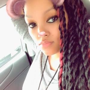 Meet your Posher, Lillian